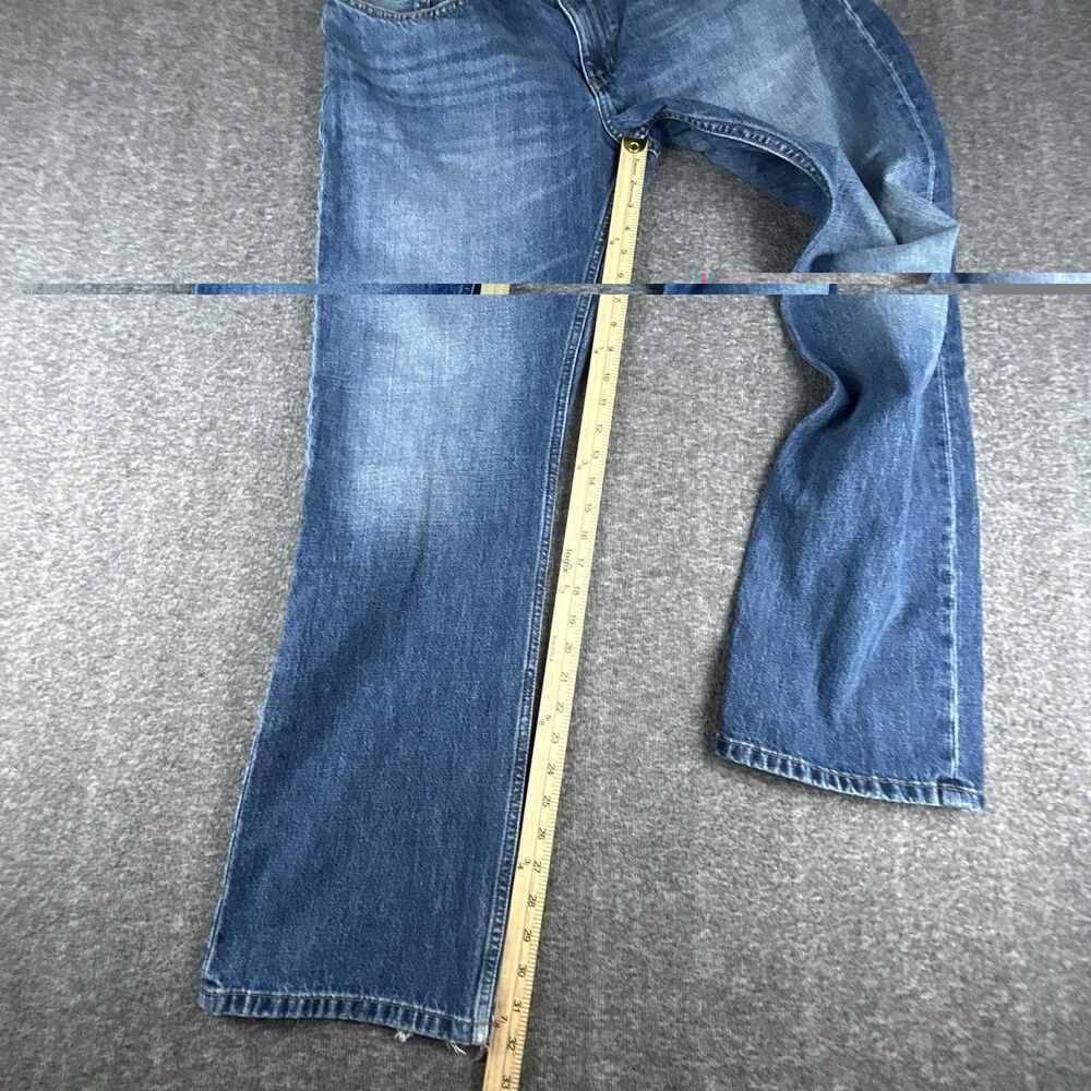 Eddie Bauer Jeans Mens Sz 38x32 Blue Denim Classic Fit Straight Leg Cotton - Picture 7 of 8